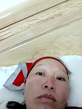 Snapshot of girl-hot2x chatting on February 2026 02:37:01 PM girl-hot2x online show from February 2026 02:37:01 PM