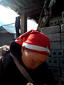 girl-hot2x online show from December 2025 03:40:01 AM