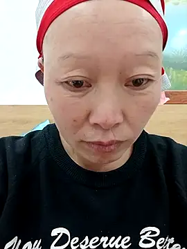 girl-hot2x online show from January 2026 12:44:02 PM