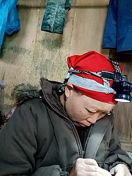 girl-hot2x online show from January 2026 06:07:02 AM