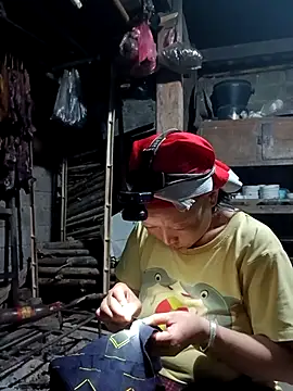 girl-hot2x online show from April 2026 10:17:02 AM