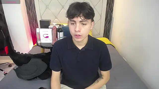 Samu FoXXX online show from November 2025 08:13:02 PM