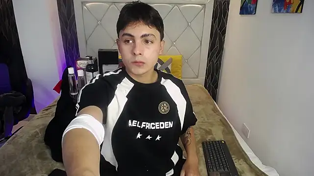 Samu FoXXX online show from January 2026 08:46:01 PM