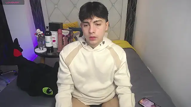 Samu FoXXX online show from November 2025 08:13:01 PM