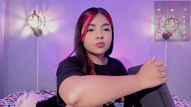 Stephany-roses- online show from March 2026 11:21:02 PM