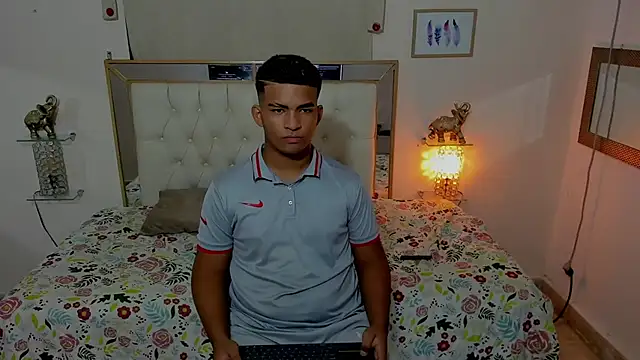 mathews    online show from January 2026 04:18:01 AM