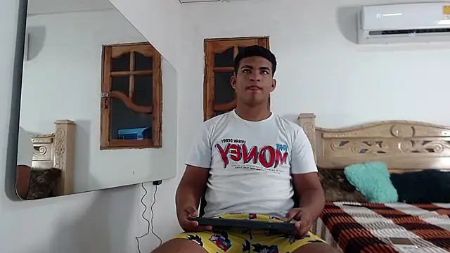 mathews    online show from November 2025 02:34:02 AM