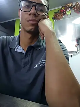 yesua28 online show from December 2025 07:08:02 PM