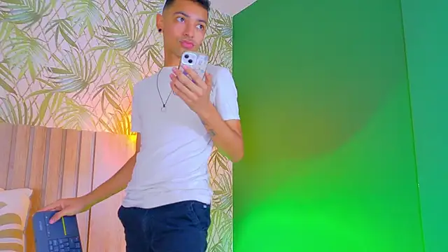 Imtavo online show from November 2025 12:38:01 PM