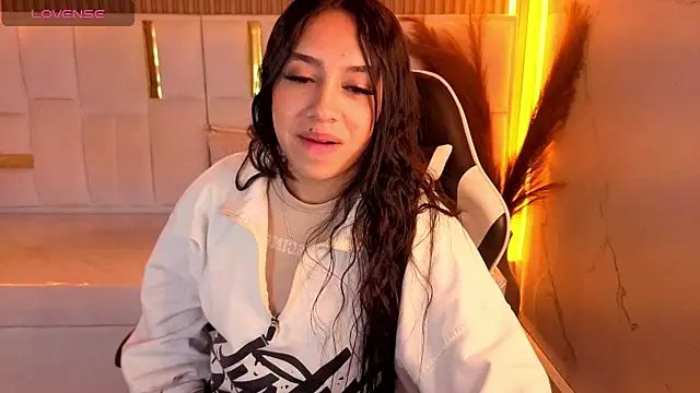 Juliana Tx online show from February 2026 02:44:02 AM