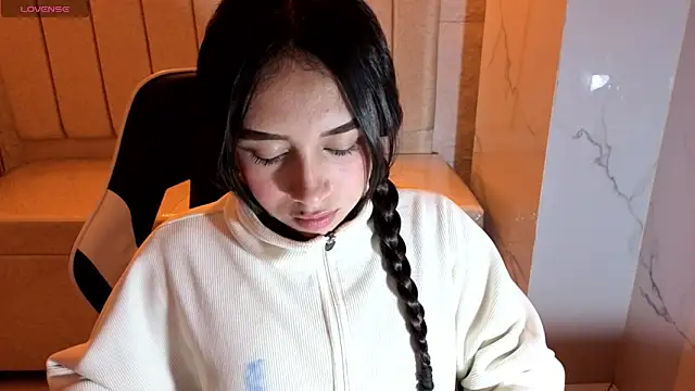 Juliana Tx online show from November 2025 02:54:01 AM