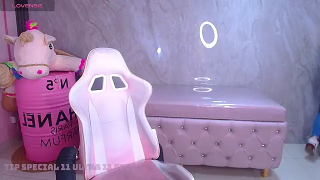 Violetta jhonson a online show from December 2025 03:39:01 AM