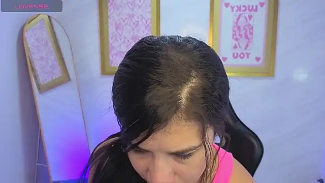 Snapshot of Violetta_jhonson_a chatting on June 2026 03:34:02 AM Violetta jhonson a online show from June 2026 03:34:02 AM