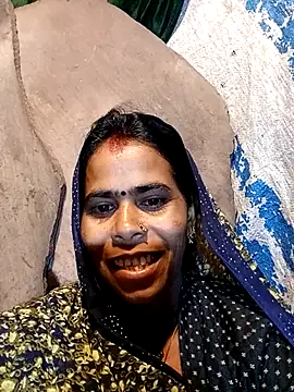 Snapshot of Neetujk chatting on November 2025 04:40:01 PM Neetujk online show from November 2025 04:40:01 PM