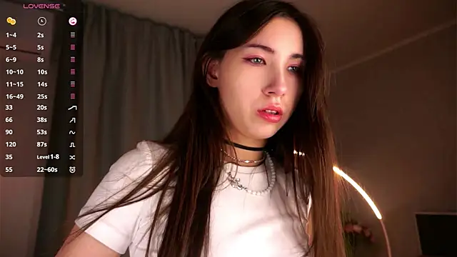 NanceeWestaway online show from December 2025 05:27:02 PM