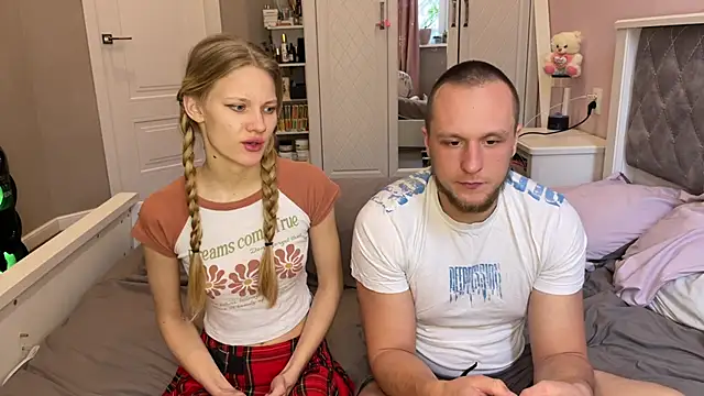 Daisy Couple online show from January 2026 07:34:01 AM