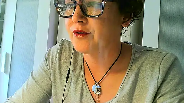 zaidapink1990 online show from March 2026 02:07:01 PM