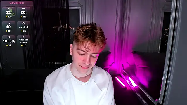 Paul Holt online show from December 2025 08:30:01 PM