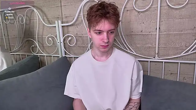 Paul Holt online show from November 2025 08:42:02 PM