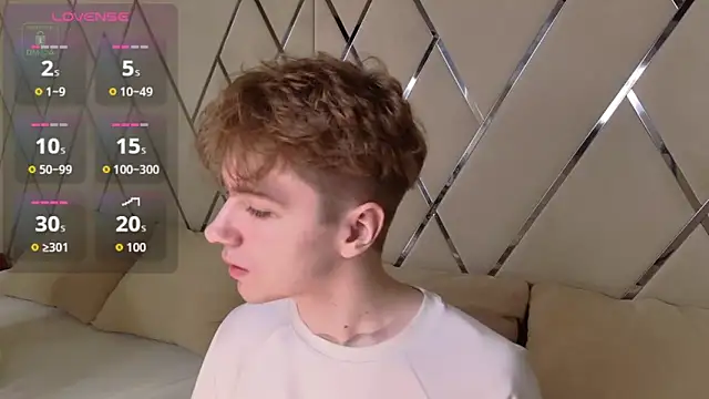 Paul Holt online show from December 2025 08:32:02 PM