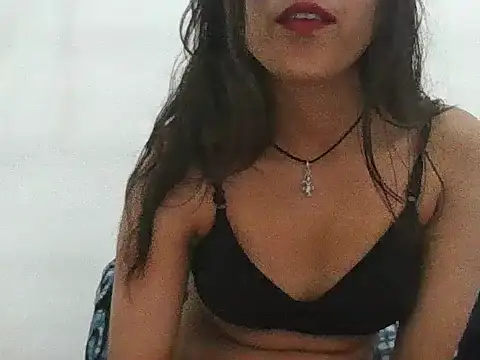 Anika Singh online show from November 2025 08:24:01 AM