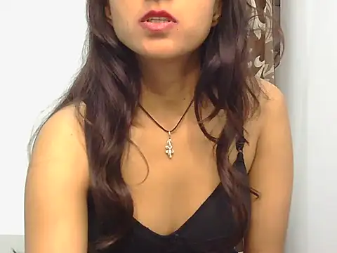 Anika Singh online show from December 2025 07:41:02 PM