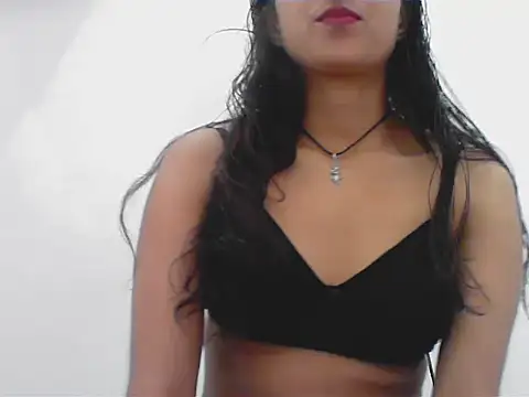 Anika Singh online show from November 2025 07:34:01 AM