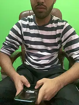 Snapshot of hotyyyyjonny chatting on May 2026 03:10:01 AM hotyyyyjonny online show from May 2026 03:10:01 AM