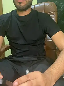 hotyyyyjonny online show from April 2026 03:57:01 PM