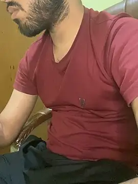 hotyyyyjonny online show from April 2026 05:15:01 AM