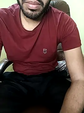 hotyyyyjonny online show from April 2026 06:53:02 AM