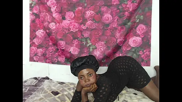 Sweeteboneycherry online show from March 2026 07:29:01 PM