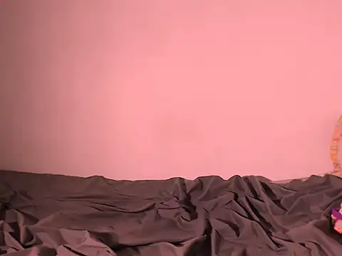 Sweeteboneycherry online show from November 2025 12:20:01 AM