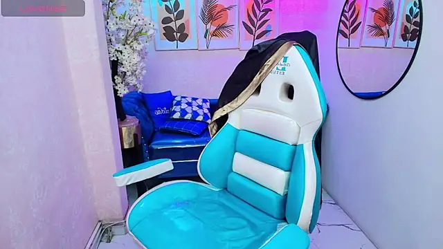 Marianna reids online show from November 2025 12:44:02 PM