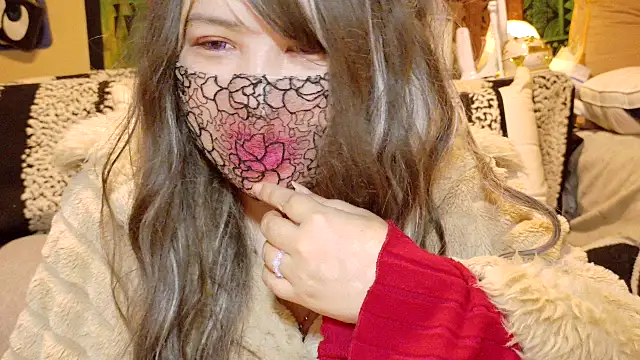 oxLILxMELOxo online show from December 2025 01:47:02 PM