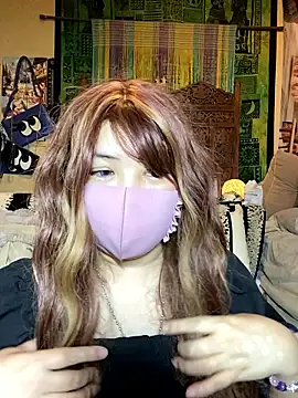 oxLILxMELOxo online show from November 2025 01:00:02 PM