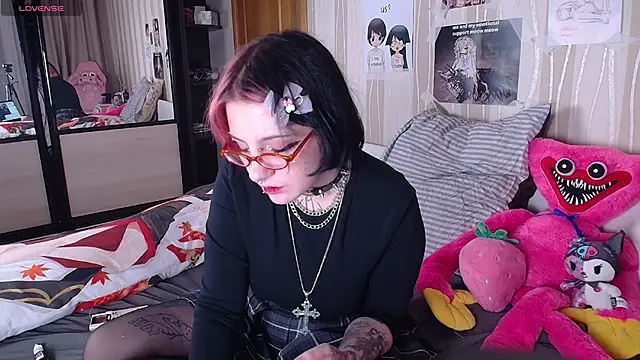 Snapshot of belokrys-nyan chatting on November 2025 03:49:02 PM belokrys-nyan online show from November 2025 03:49:02 PM