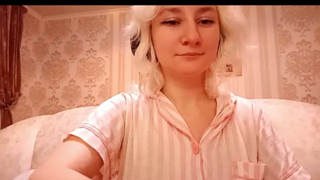 Snapshot of KyokoAck chatting on November 2025 03:11:02 PM KyokoAck online show from November 2025 03:11:02 PM