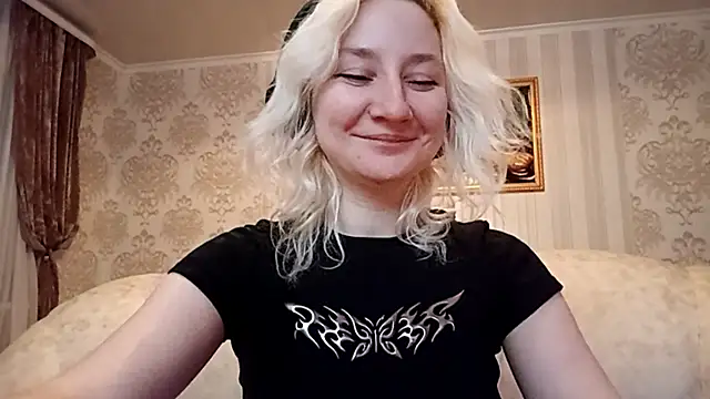 Snapshot of KyokoAck chatting on November 2025 03:01:02 PM KyokoAck online show from November 2025 03:01:02 PM