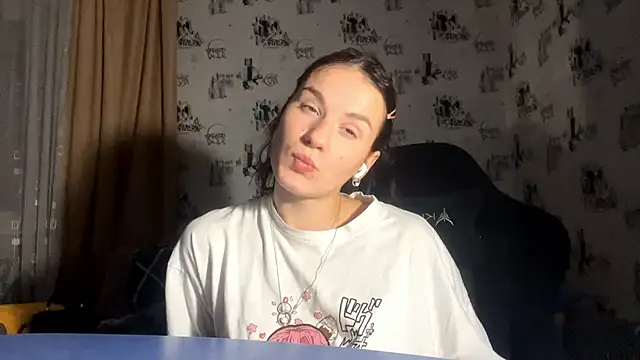 AliciaCapehart online show from December 2025 03:02:02 PM