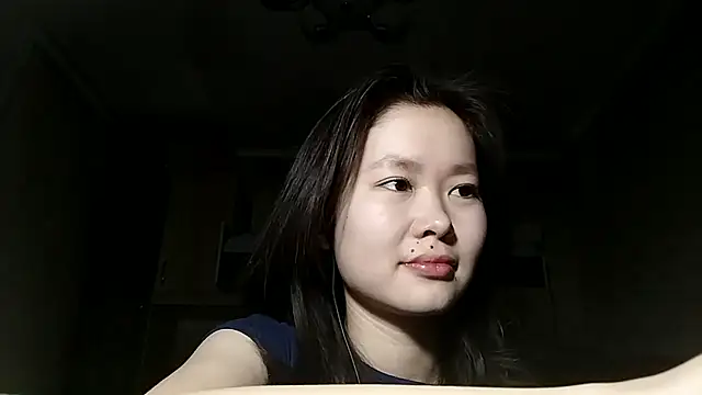 HuldaKye online show from November 2025 12:49:01 PM