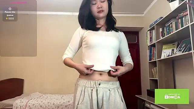 HuldaKye online show from February 2026 12:06:02 PM