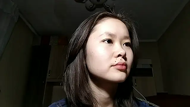 HuldaKye online show from November 2025 12:05:02 PM