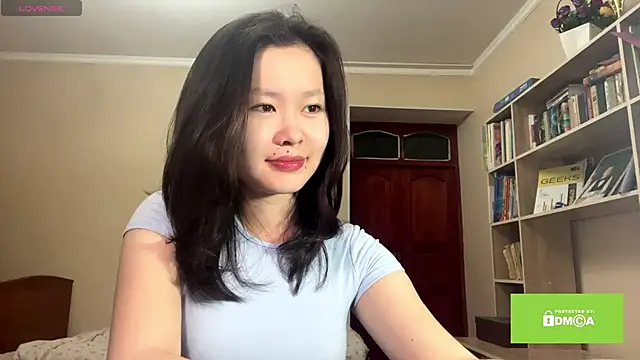 HuldaKye online show from March 2026 12:12:01 PM