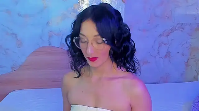Snapshot of kirakay1 chatting on June 2026 11:32:02 AM kirakay1 online show from June 2026 11:32:02 AM
