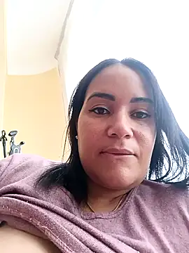 Snapshot of sol3ex chatting on November 2025 03:18:01 PM sol3ex online show from November 2025 03:18:01 PM