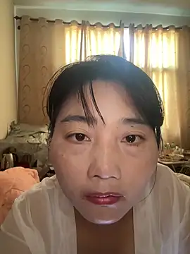 Snapshot of Nuomi6 chatting on November 2025 07:11:02 AM Nuomi6 online show from November 2025 07:11:02 AM