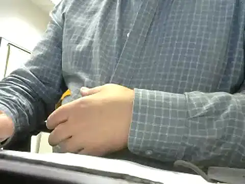 sssuka online show from December 2025 03:01:02 PM