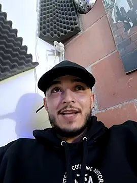 mohamedkarimm online show from November 2025 01:54:01 AM