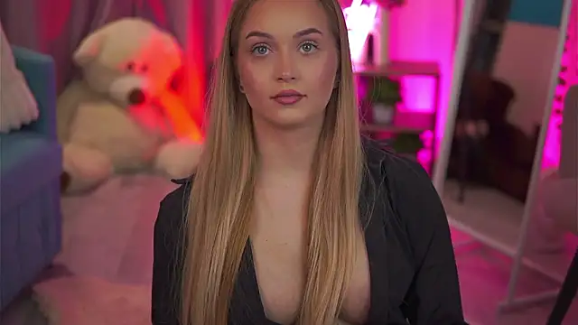 ElyssawetXX online show from February 2026 07:47:02 PM